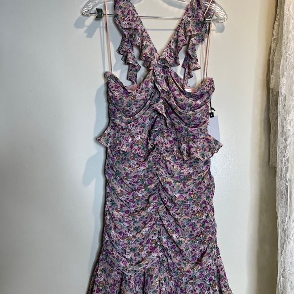 ASTR the label ruffle Ruched Zinnia Lilac Ditsy Floral Mini dress - Picture 6 of 14